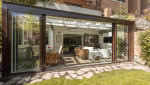 Pourquoi faire le choix de l'alu pour votre véranda à Tarbes ?